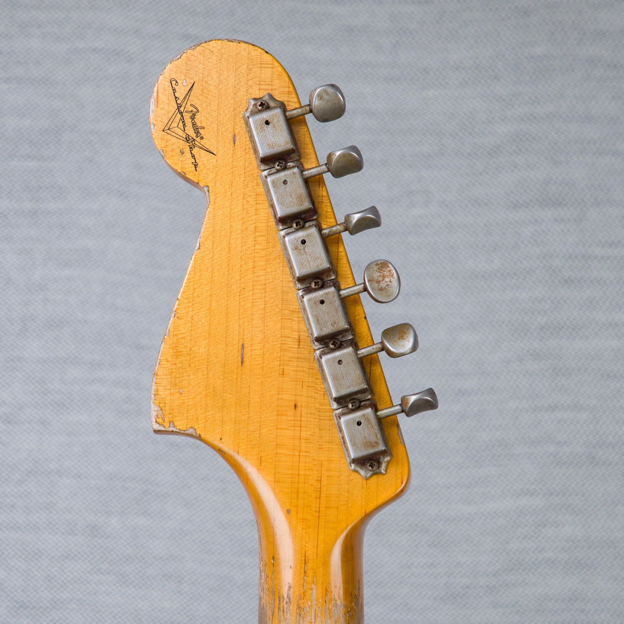 Fender Custom Shop 1962 Bass VI Super Heavy Relic Electric Guitar - Faded Ocean Turquoise - #CZ591279