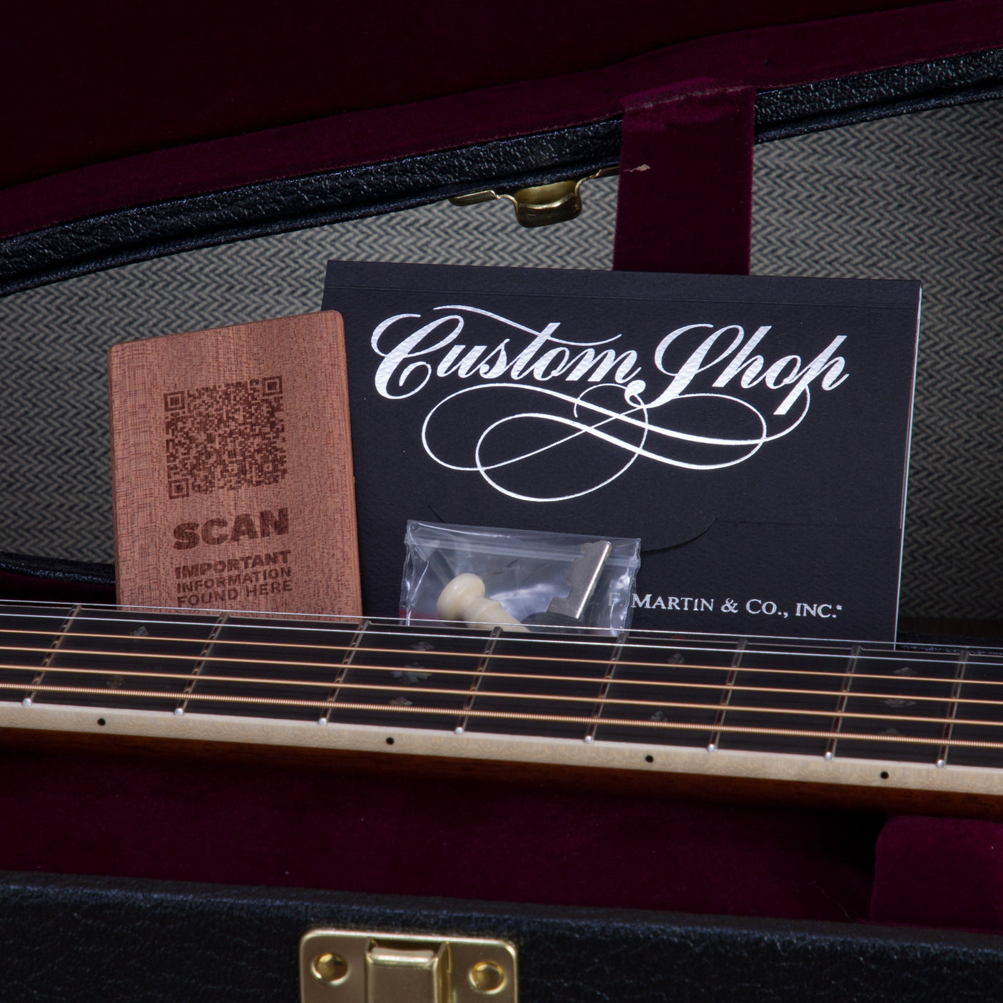 Martin Custom Shop OM Style Wild Grain Rosewood/Adirondack Spruce Acoustic Guitar - CHUCKSCLUSIVE - #M2816472