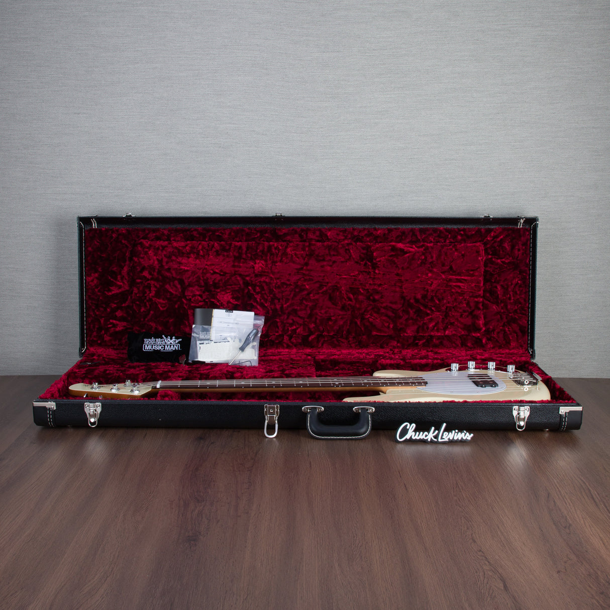 Ernie Ball Music Man StingRay Special 4H 4-String Electric Bass - Buttercream