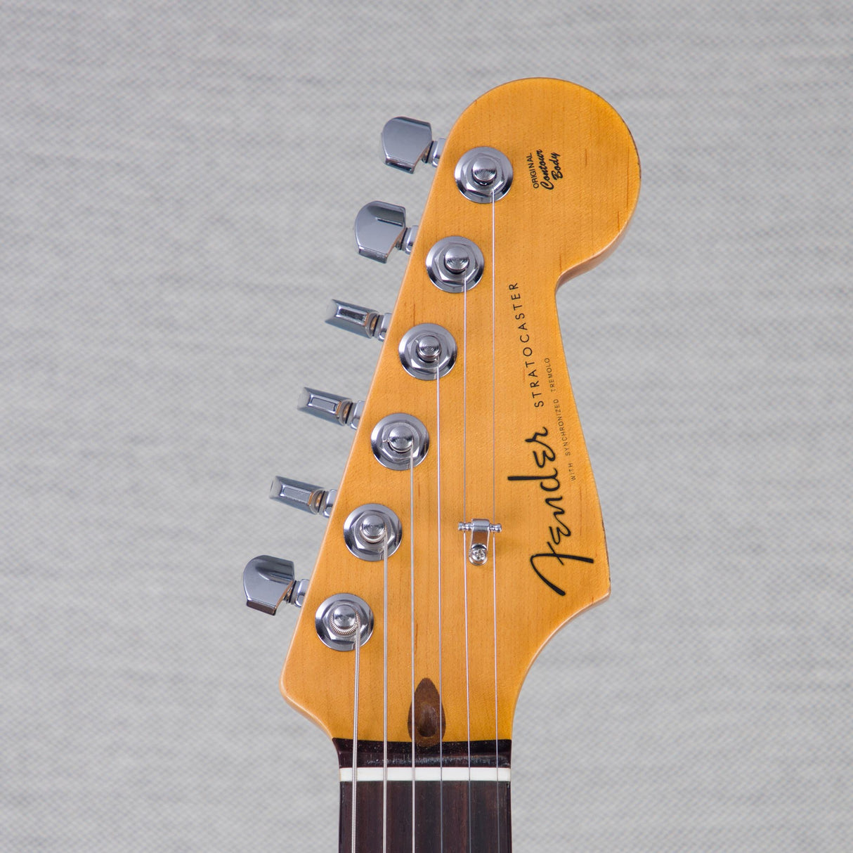 Fender Custom Shop Deluxe Stratocaster Electric Guitar Closet Classic - Vintage White - #R143612