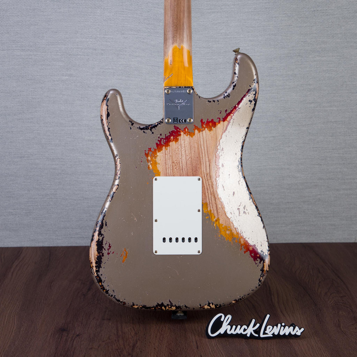 Fender Custom 1961 Stratocaster Electric Guitar Super Heavy Relic - Shoreline Gold over 3-Color Sunburst - #CZ586841