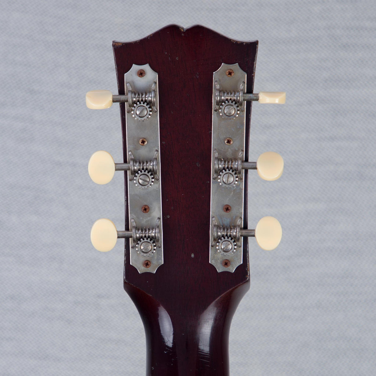 Gibson Custom Shop Murphy Lab 1942 Banner J-45 Light Aged Acoustic Guitar - Vintage Sunburst Light - #22155036