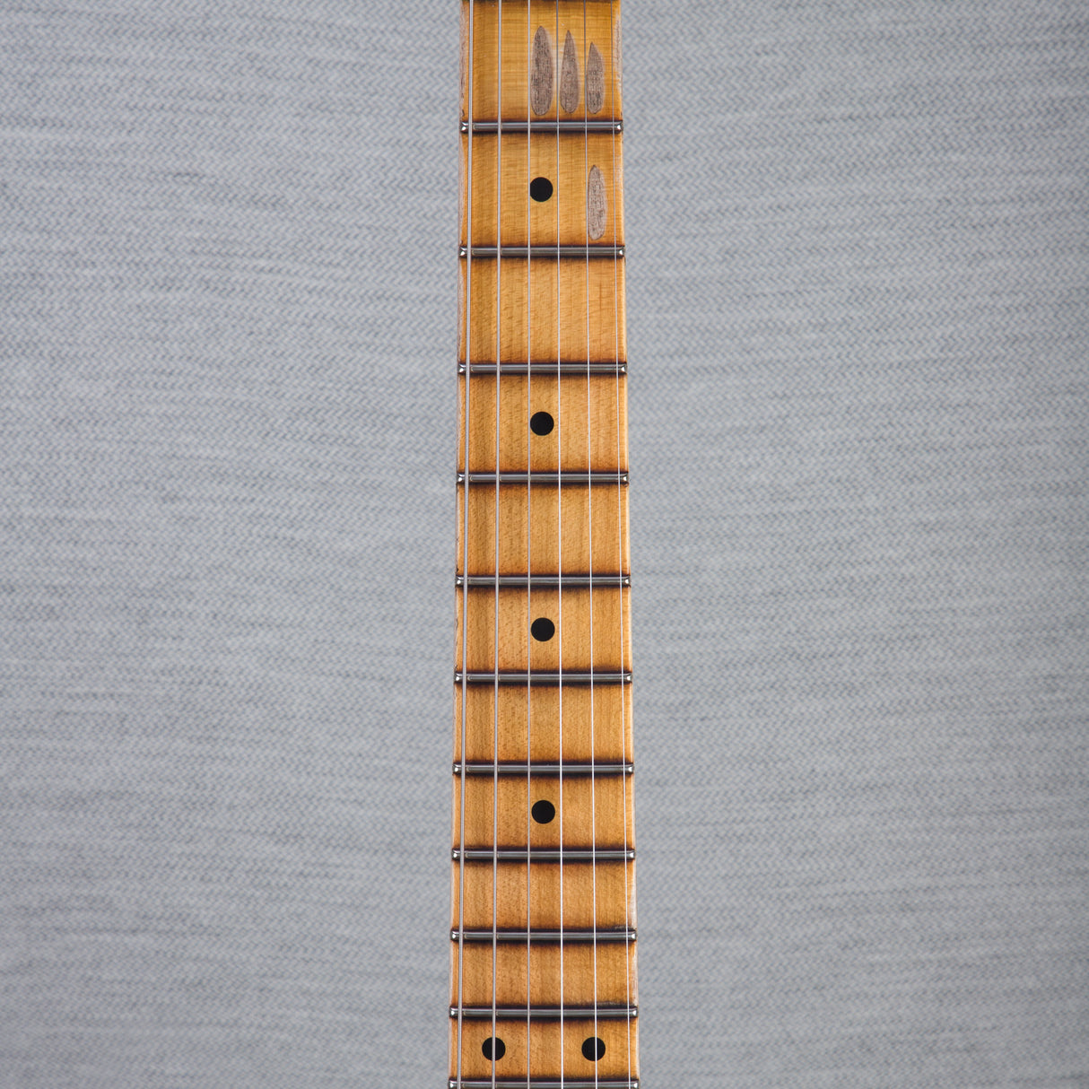 Fender Custom Shop Limited Edition 70th Anniversary 1954 Stratocaster Journeyman Relic Guitar - Wide-Fade 2-Color Sunburst - #XN4062