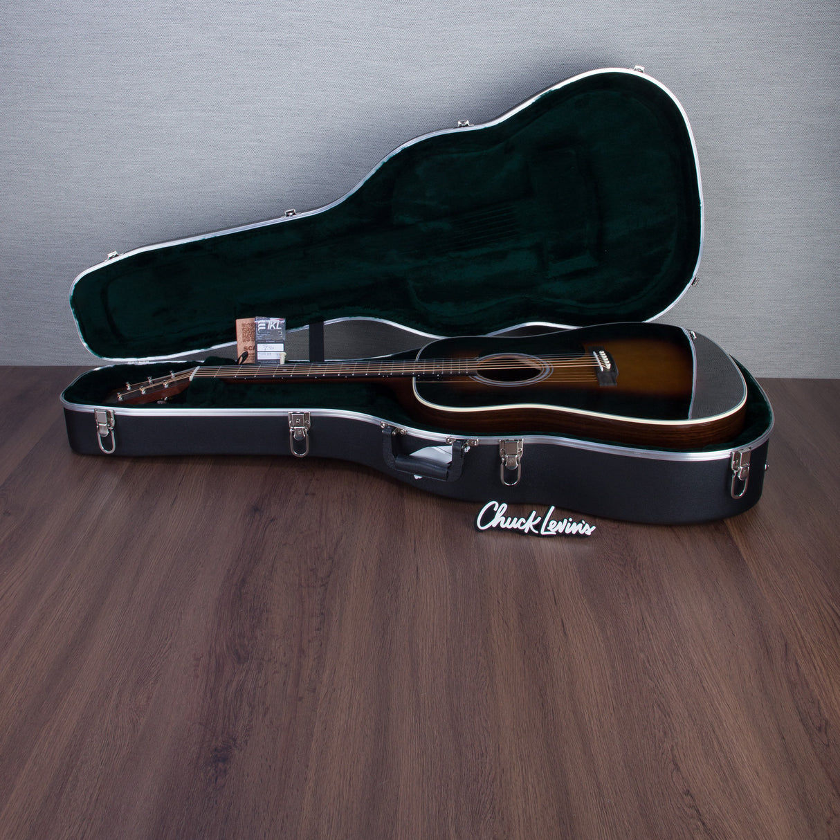 Martin D-28 Acoustic Guitar - 1935 Sunburst