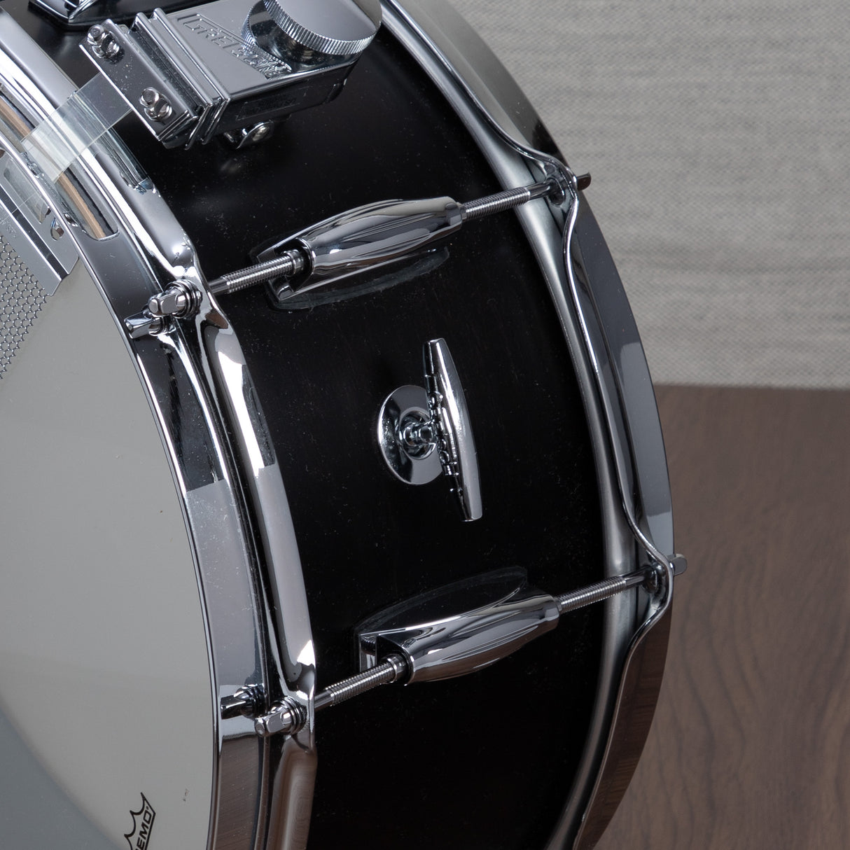 Gretsch Brooklyn 6.5 X 14-Inch Snare Drum with Tone Control - Ebony Satin