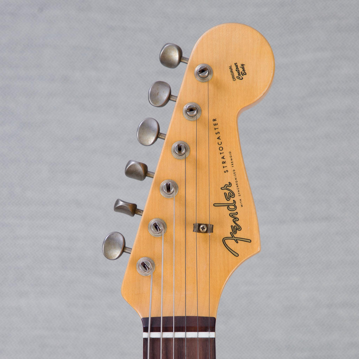 Fender Custom Shop Limited Edition 1960 Stratocaster Journeyman Electric Guitar - Faded/Aged 3-Color Sunburst - #CZ560175