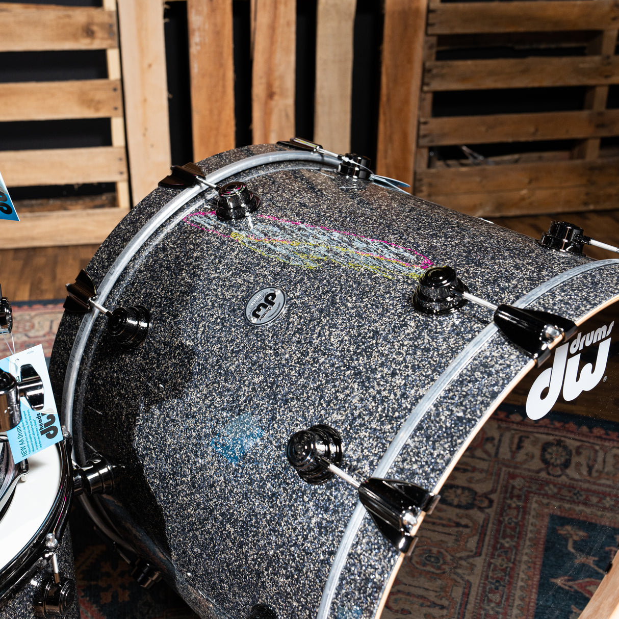 DW Collectors's Oak 4-Piece Shell Pack with 22-Inch Kick - Black Galaxy