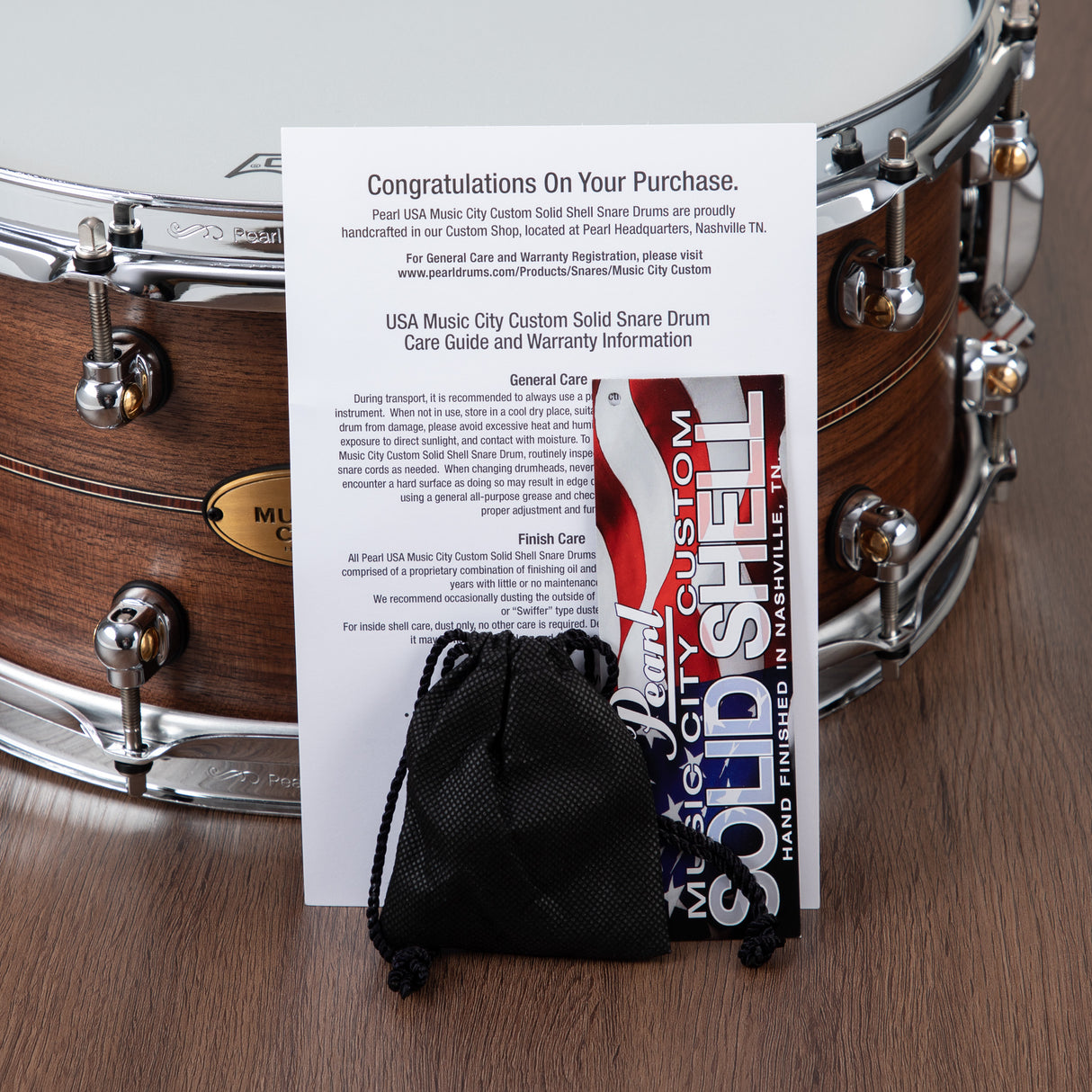 Pearl Music City 14x6.5-Inch Custom Walnut Snare Drum - Natural with Inlays