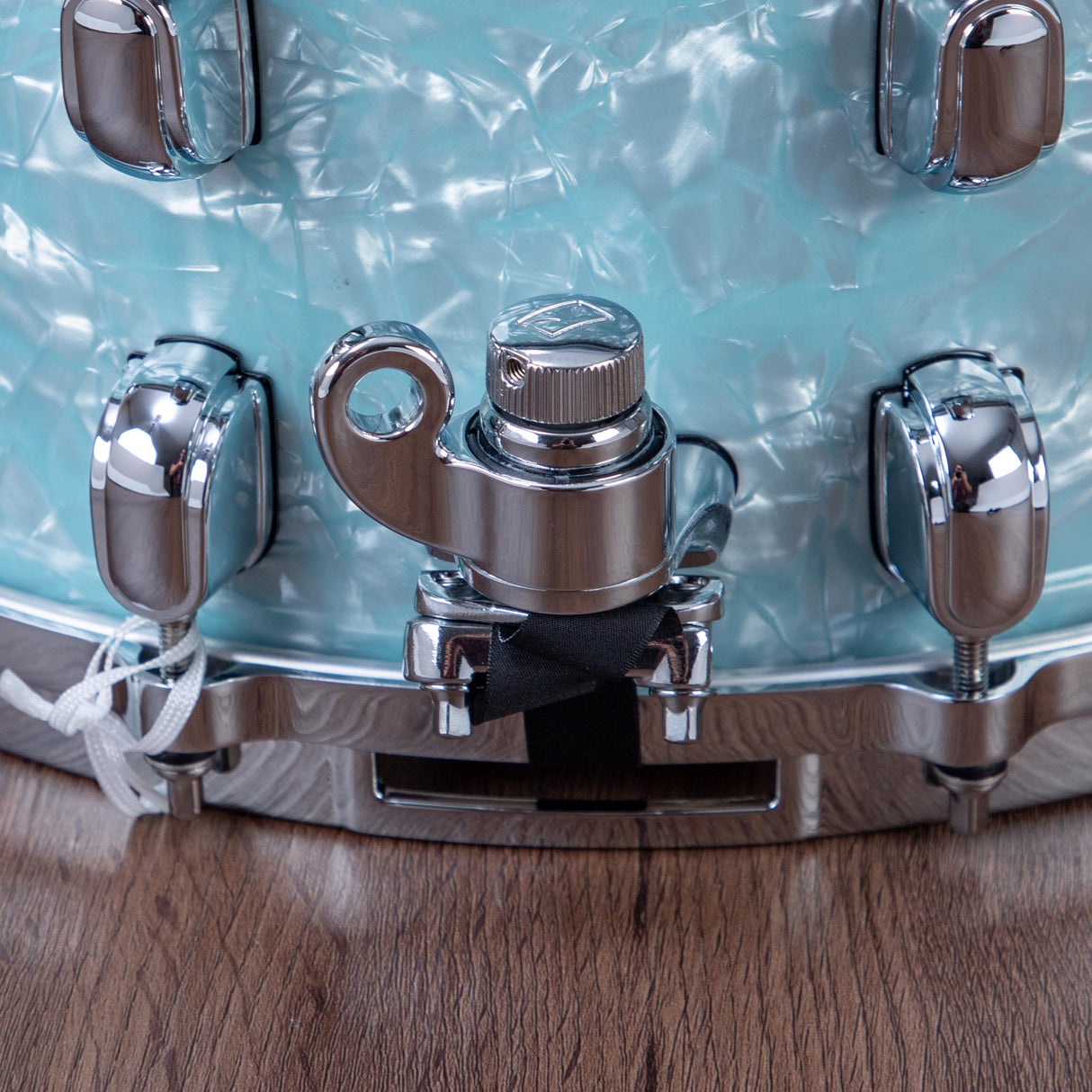 Tama 6.5 x 14-Inch Starclassic Walnut/Birch Snare Drum - Ice Blue Pearl