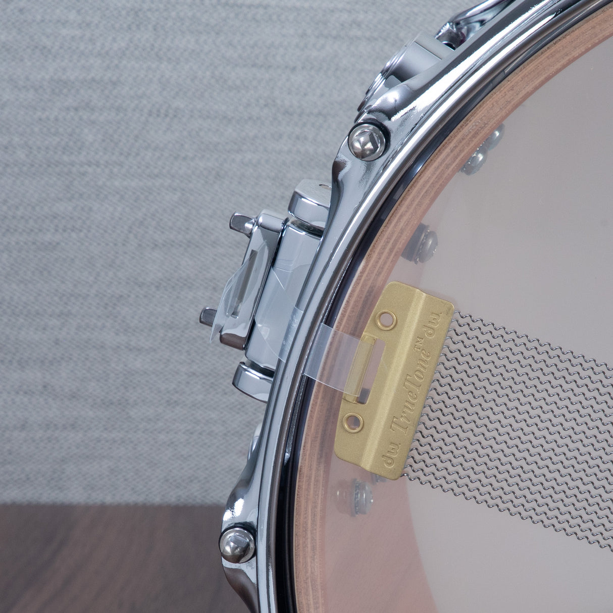 DW 5.5 x 14-Inch Collector's Oak Snare Drum - Ultraviolet Purple