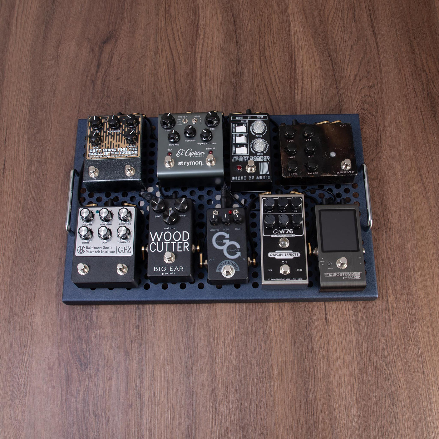 Custom District Pedalboards "The Pro" CHUCKSCLUSIVE Edition Pedalboard