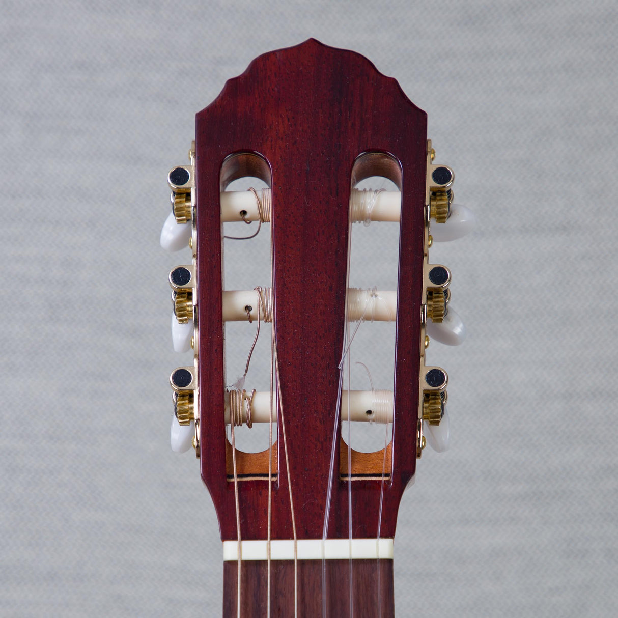 Arce WT-ES-200-PPK Walnut/Engelman Spruce Acoustic Electric Requinto - #00112