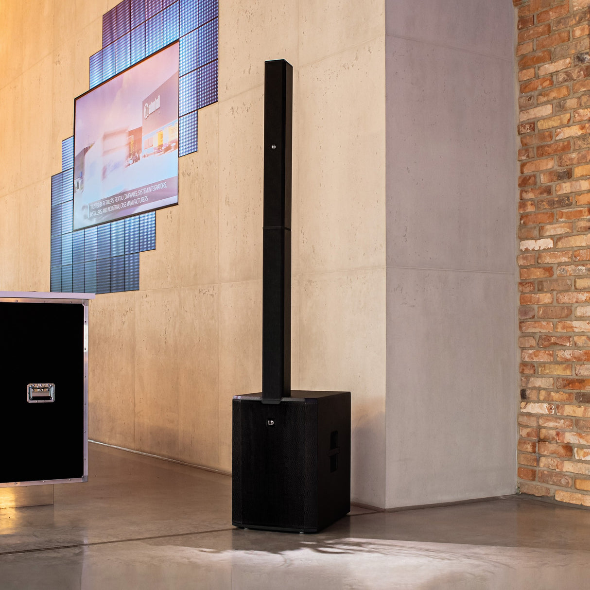 LD Systems Maui 44 G2 Cardioid Powered Column Loudspeaker - White - New