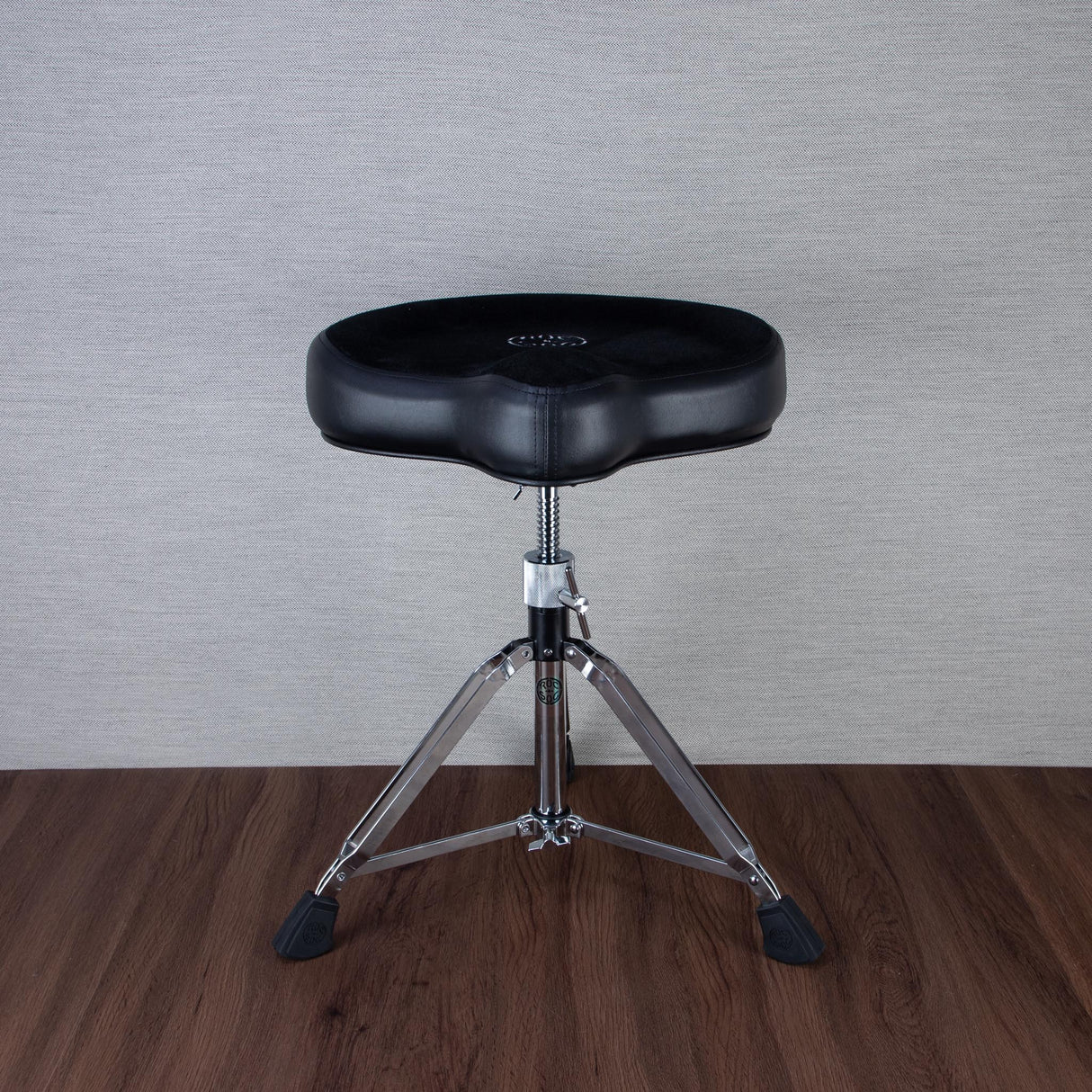 Roc N Soc Manual Spindle Original Saddle Drum Throne - Black