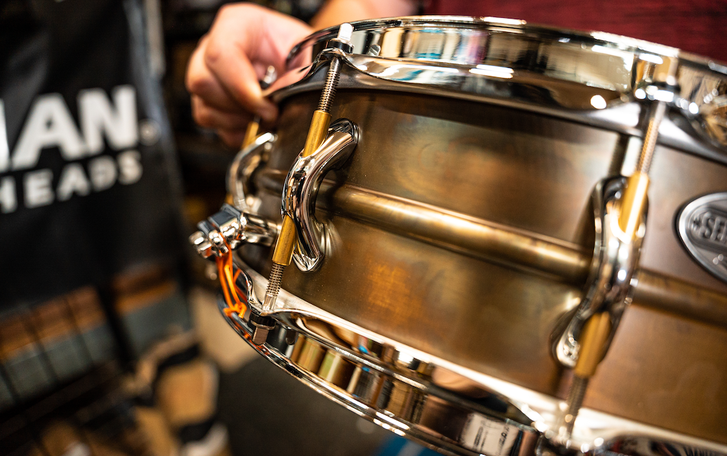 Pearl 14" x 5" SensiTone Premium Beaded Brass Snare Drum