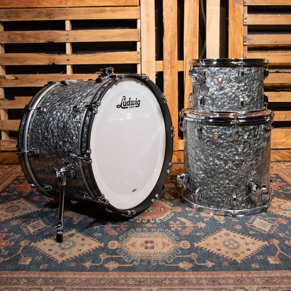 Ludwig USA Classic Maple CL Custom Fab 3-Piece Shell Pack - Black Pearl Wrap