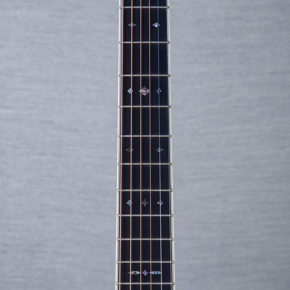 Martin OM-42 Rosewood/Spruce Acoustic Guitar - #M3018195