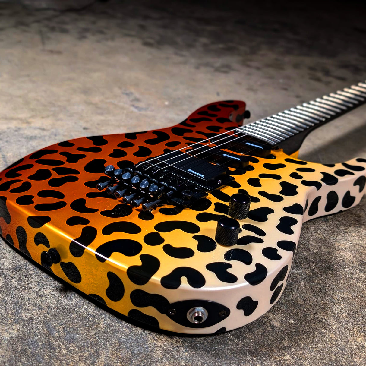 Badlands GX1 Hellcat HSS Electric Guitar With Keeley Limited Edition Hellcat Caverns Delay/Reverb Effects Pedal