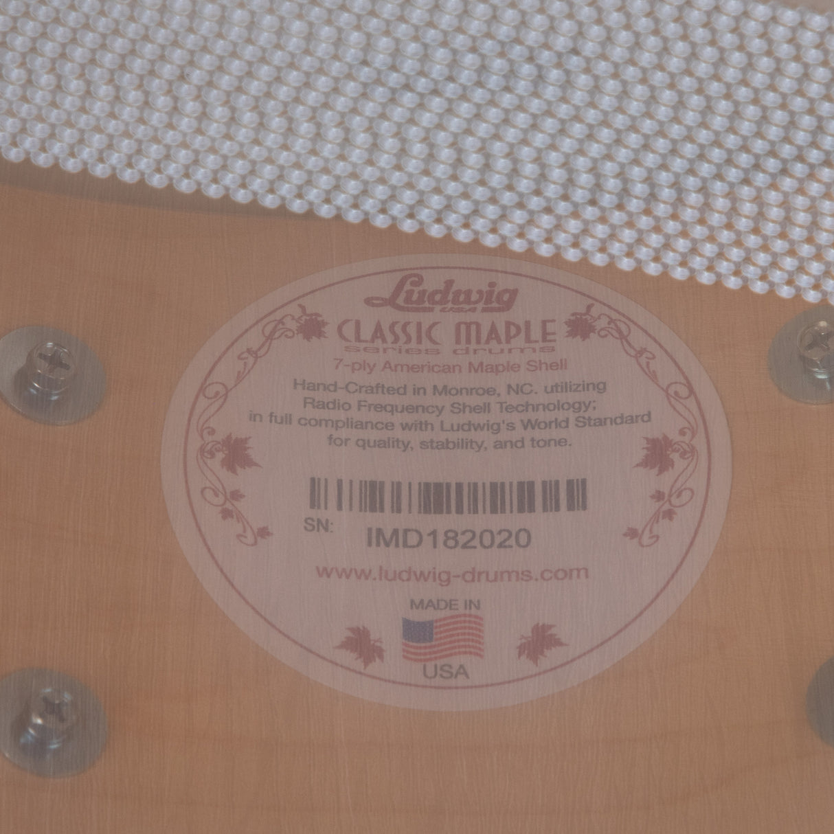 Ludwig Classic Maple 5x14-Inch Snare Drum - Gold Maple