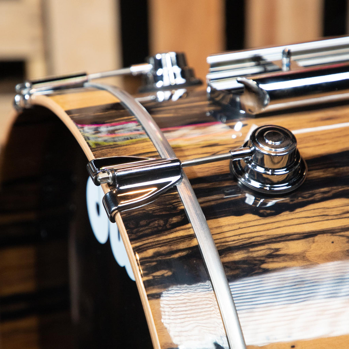 DW Collector's Series Exotic 5-Piece Shell Pack - Natural Lacquer over Royal Ebony Veneer