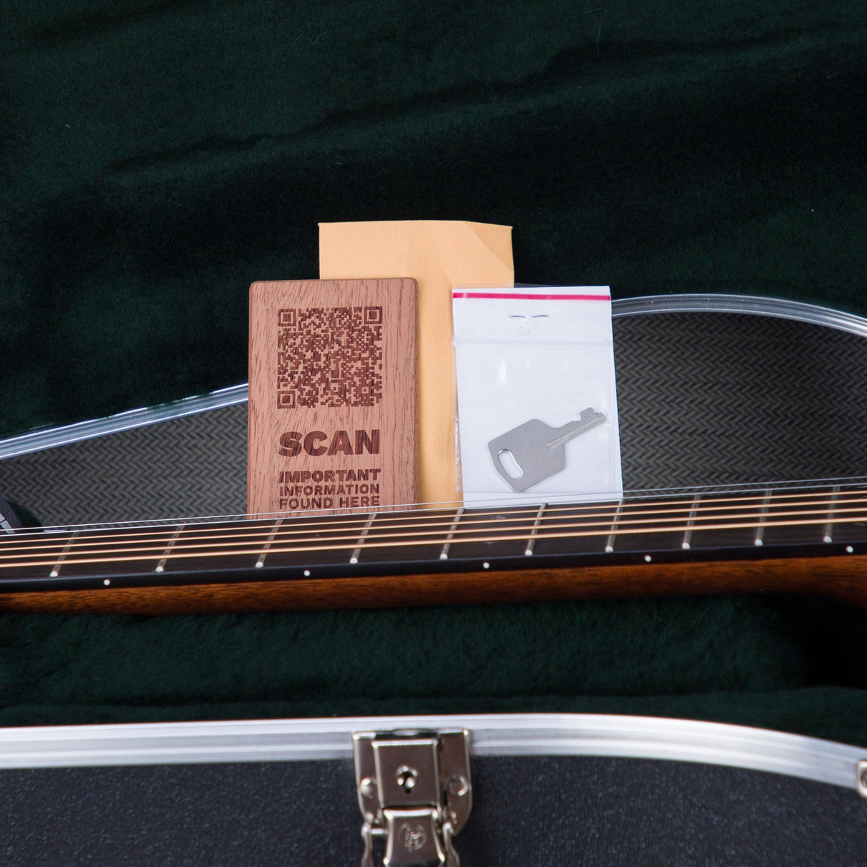 Martin HD-28 East Indian Rosewood/Spruce Acoustic Guitar - #M2961896
