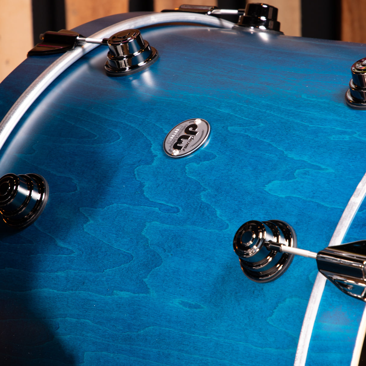 DW 333 4-Piece Shell Pack, 22-Inch Kick - Azure Satin, Black Nickel Hardware