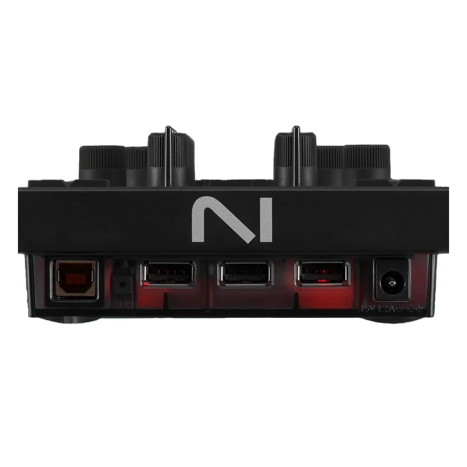Native Instruments Traktor X1 USB DJ Controller