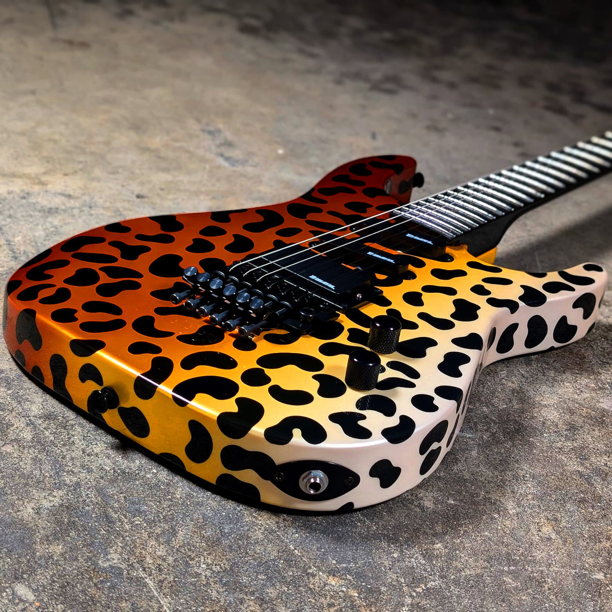 Badlands GX1 Hellcat HSS Electric Guitar With Keeley Limited Edition Hellcat Caverns Delay/Reverb Effects Pedal