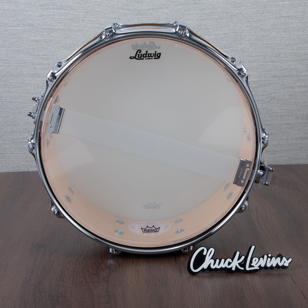 Ludwig Classic Maple 5x14-Inch Snare Drum - Gold Maple