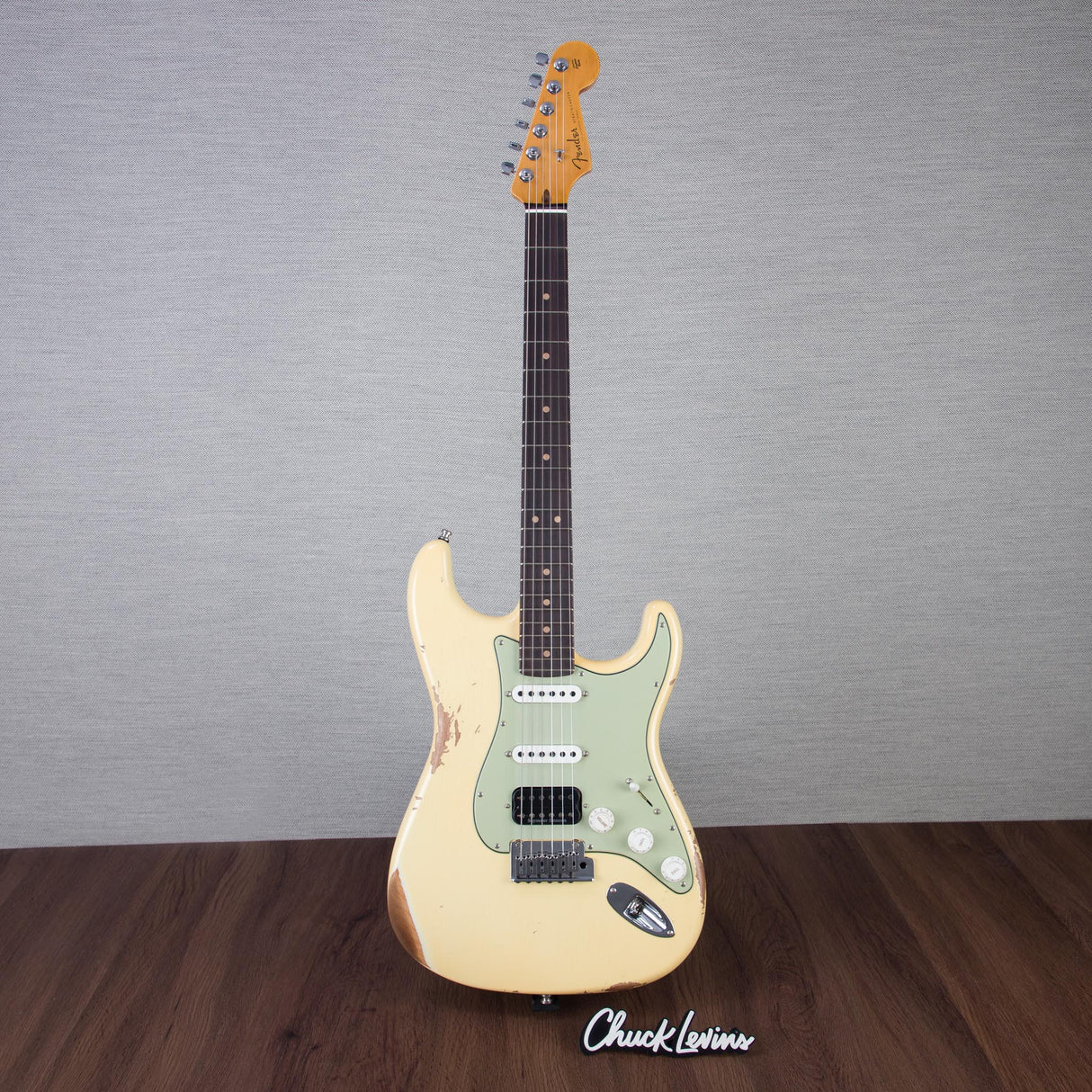 Fender Custom Shop Deluxe Stratocaster Electric Guitar Closet Classic - Vintage White - #R143612