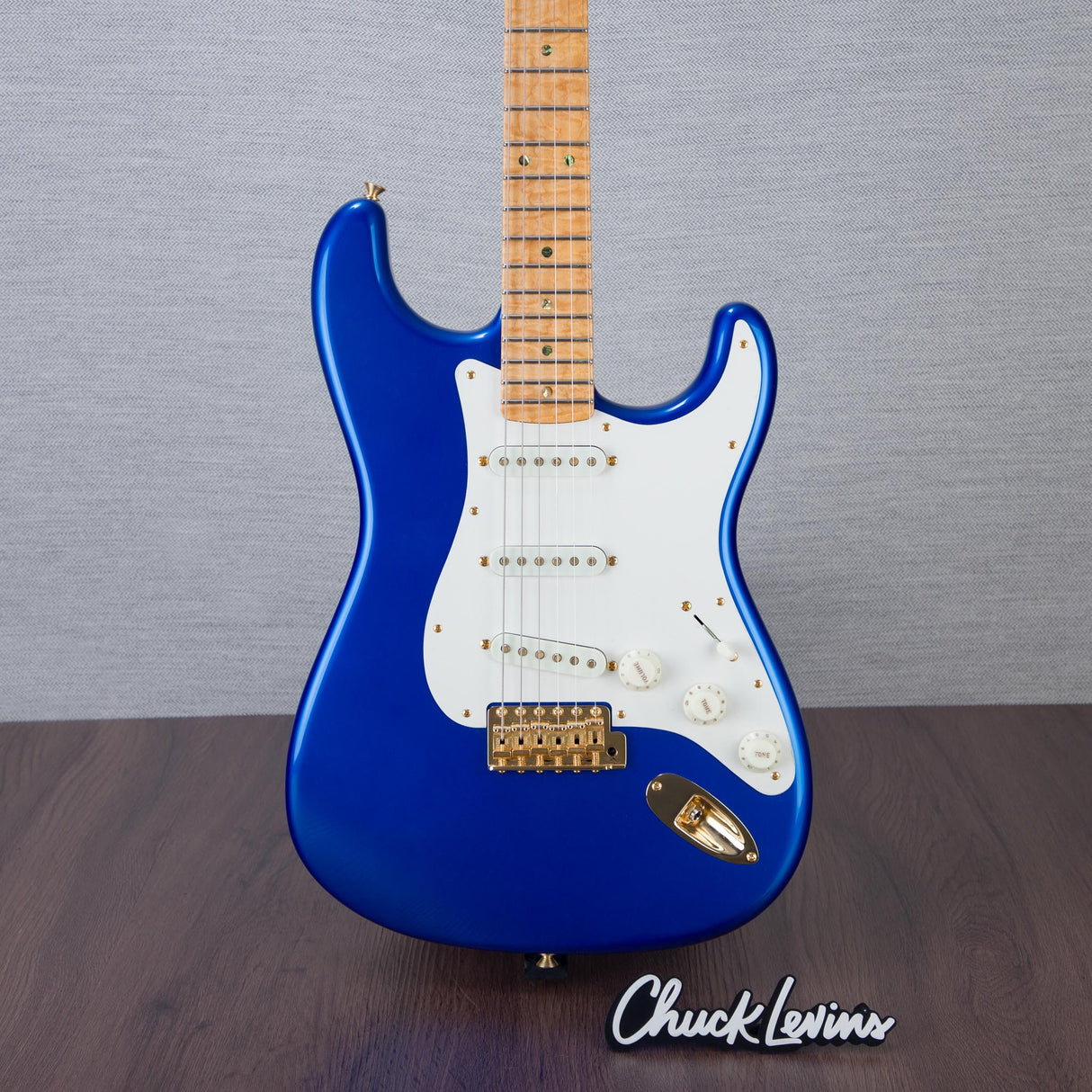 Fender Limited Edition Custom Shop 70th Anniversary 1960 Stratocaster NOS Electric Guitar - Aged Bright Sapphire Metallic - #LXX0593