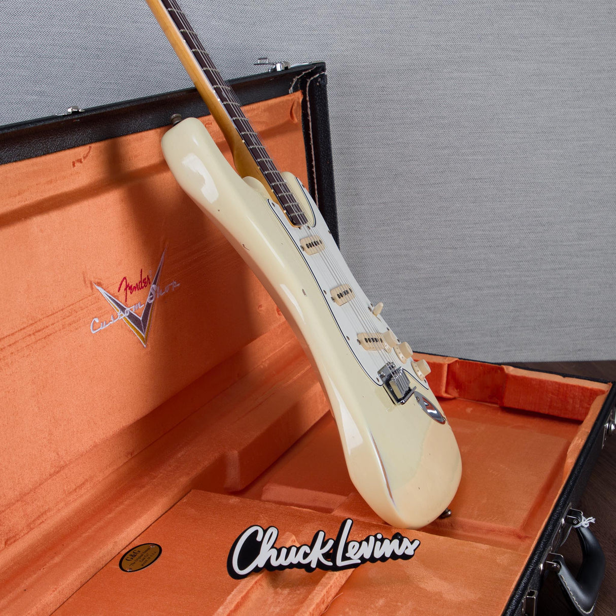 Fender Custom Shop Stratocaster Pro Electric Guitar - Aged Vintage White - #XN18811