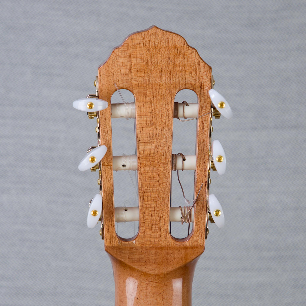Arce WT-ES-200-PPK Walnut/Engelman Spruce Acoustic Electric Requinto - #00112