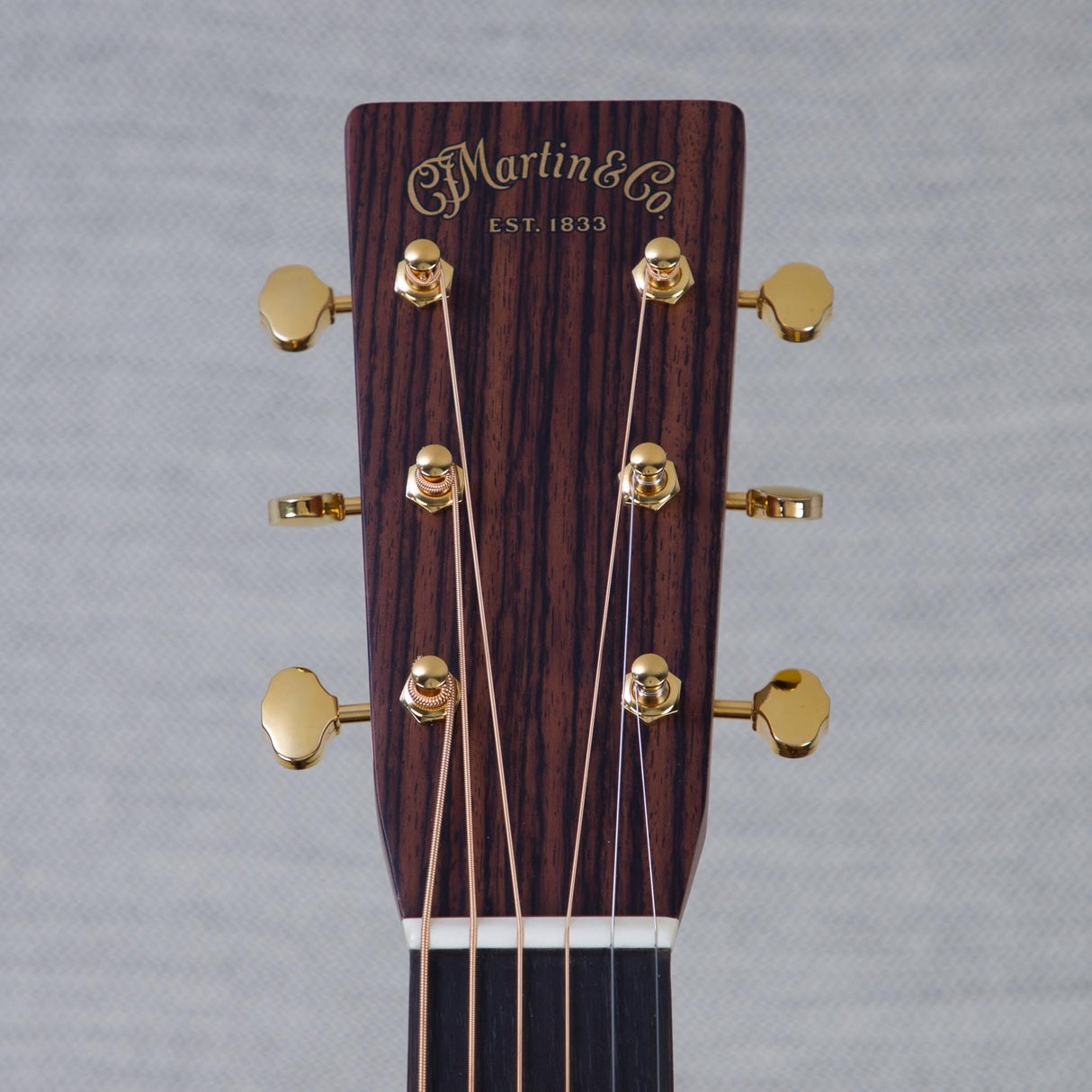 Martin NAMM 2024 Custom Shop M/0000 Style Wild Grain East Indian Rosewood/Sitka Spruce Fishman Matrix VT Acoustic Electric Guitar - Ambertone 1933 - #M2875427 - Mint, Open Box