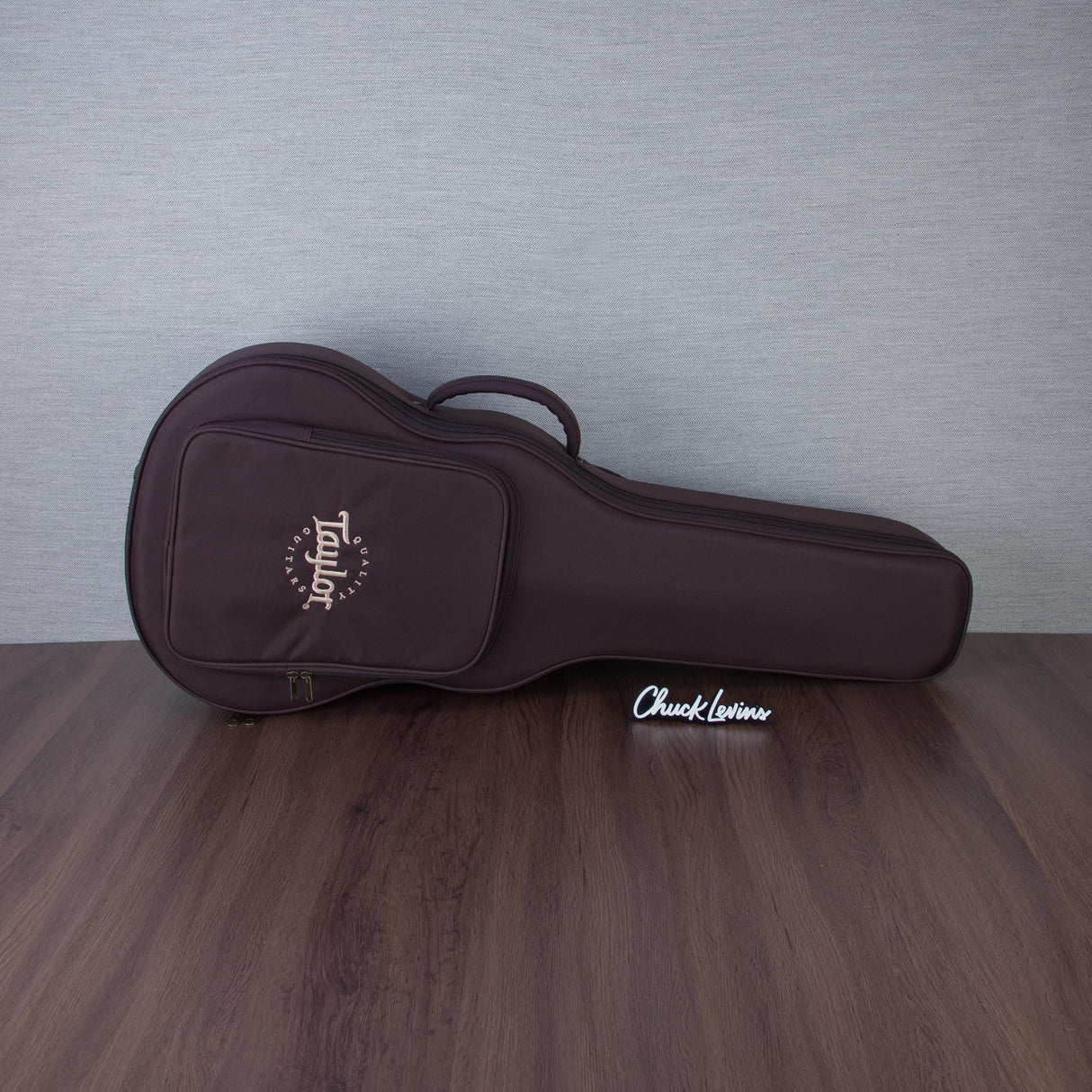 Taylor GT 811e Rosewood/Spruce Acoustic Electric Guitar - #1207103085