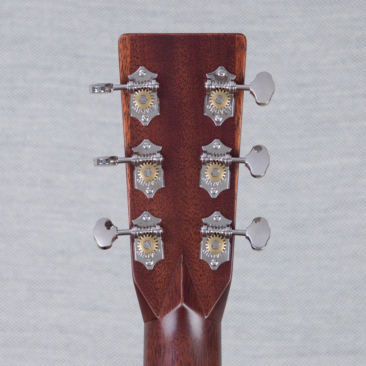 Martin HD-28E East Indian Rosewood/Spruce Fishman Electronics Acoustic Electric Guitar - #M2903352