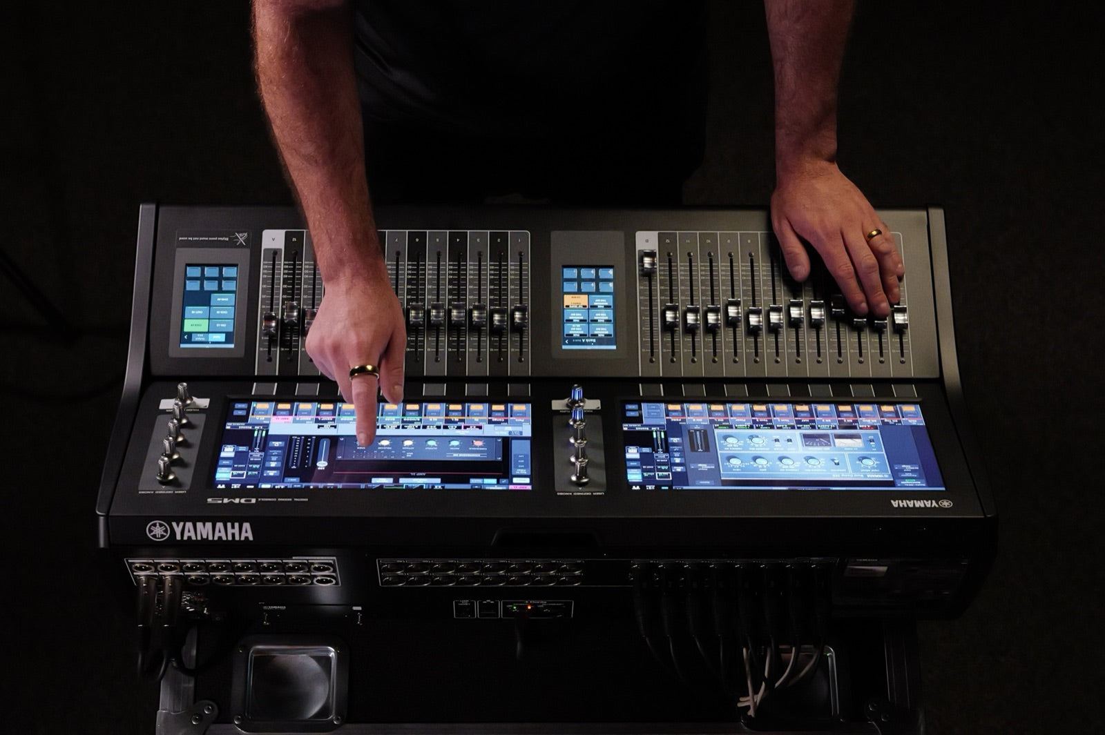 Yamaha DM5 Series: DM7 Power in a More Portable Console – Chuck
