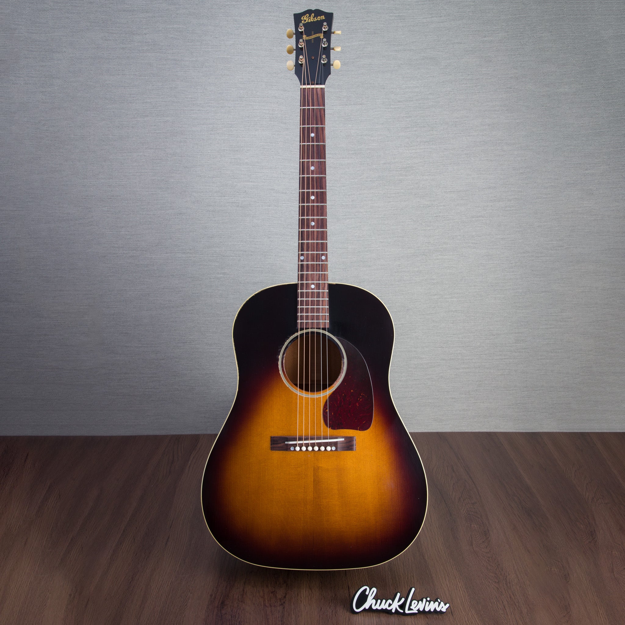 Gibson Custom Shop Murphy Lab 1942 Banner J-45 Light Aged Acoustic
