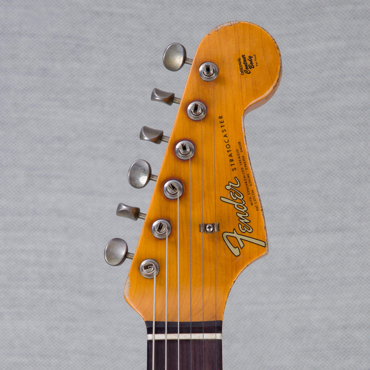 Fender Custom Shop Time Machine Collection 1965 Stratocaster Electric Guitar Super Heavy Relic - Aged Fire Mist Silver Over 3-Color Sunburst - #CZ585740