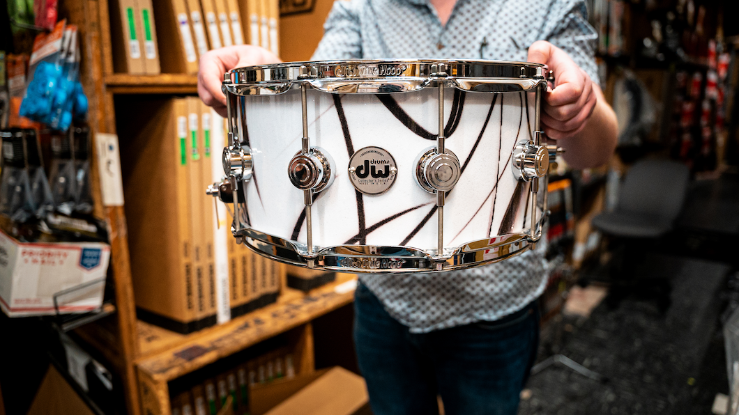 DW Collector's Pure Oak Snare, 14 x 6.5-Inch - White Glass Contrail