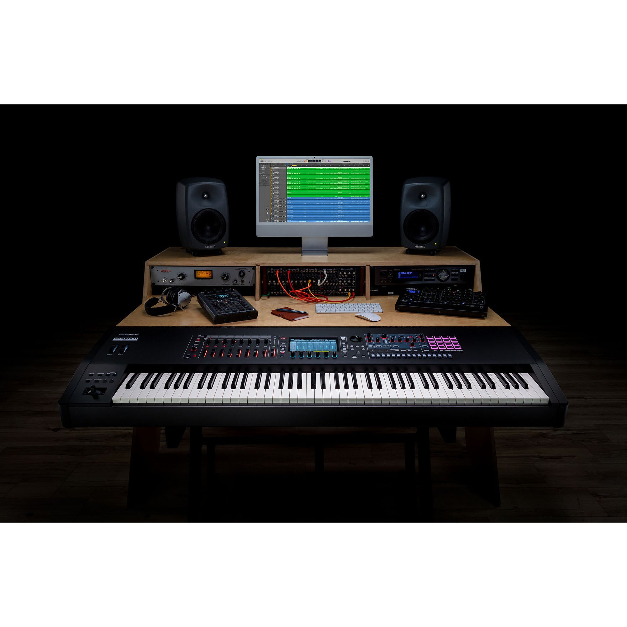 Roland Fantom 8 EX 88-Note Synthesizer – Chuck Levin's Washington