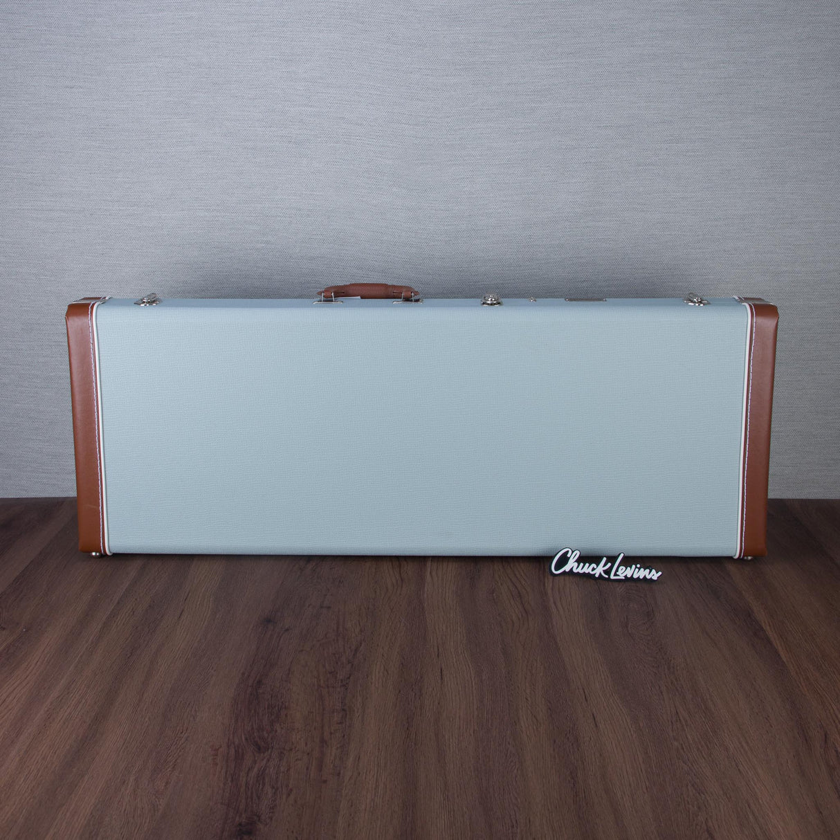 Eastman Offset '63 Electric Guitar - Shoreline Gold