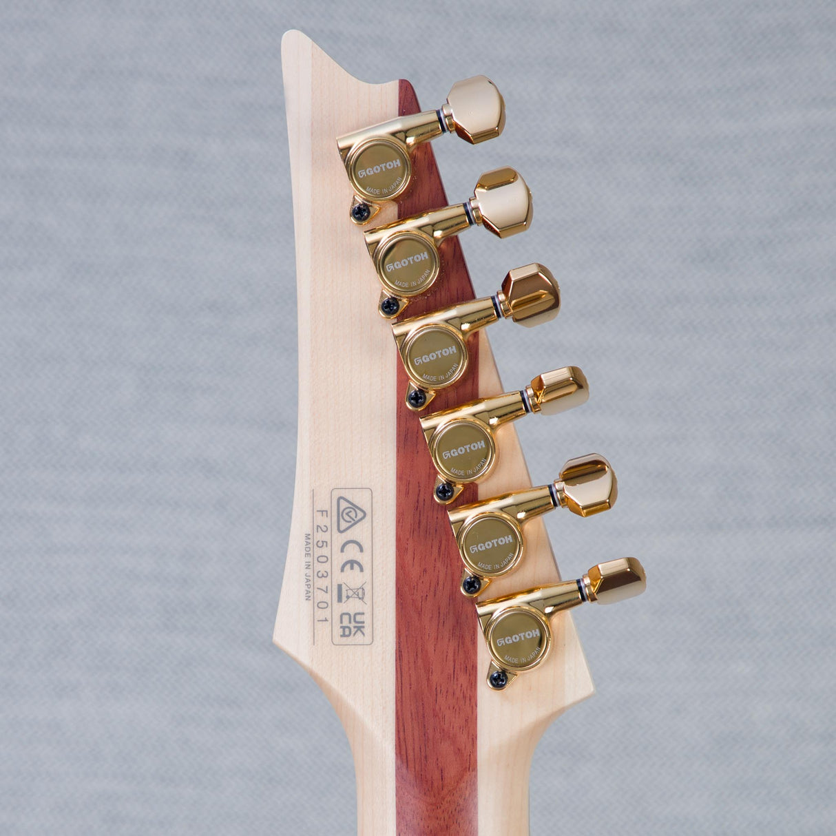Ibanez Joe Satriani JS1GD Signature Electric Guitar - Gold - #210001F2503701