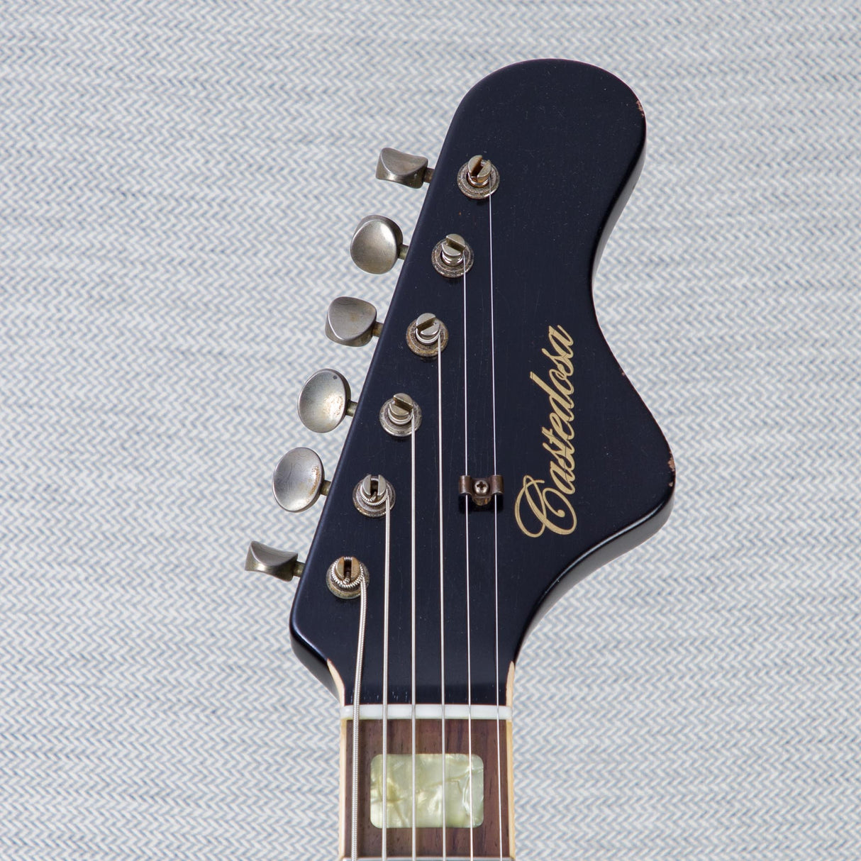 Castedosa Conchers Baritone Electric Guitar - Vintage Cherry - #386