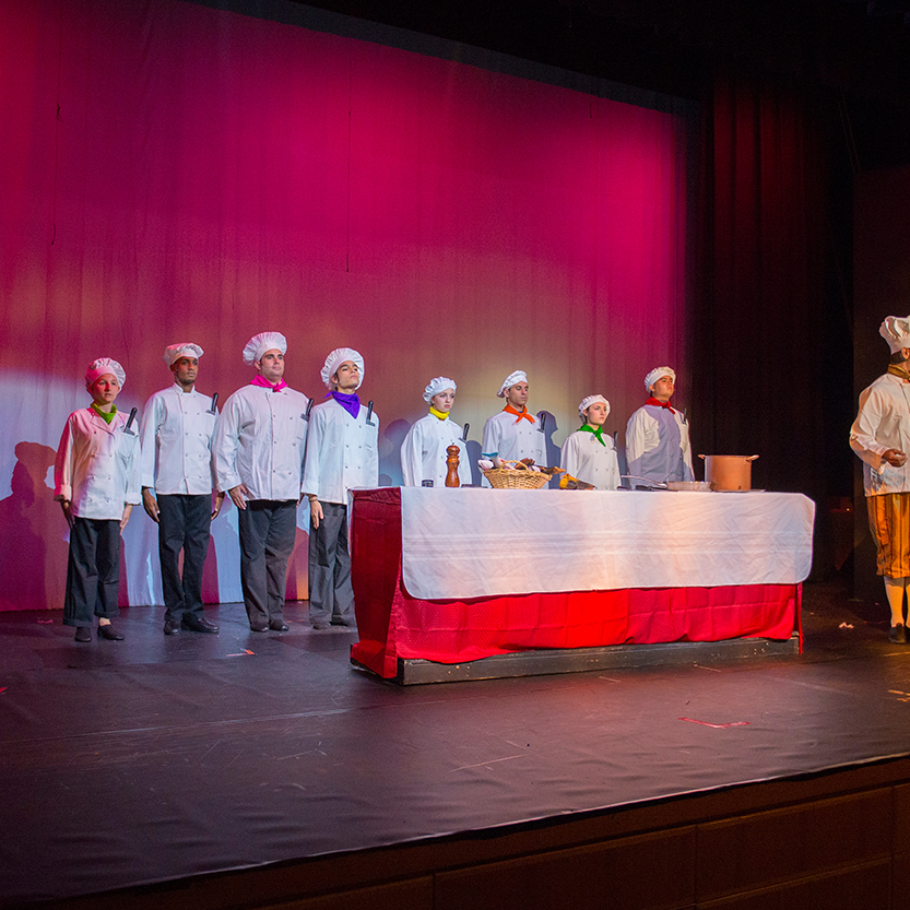 Chauvet LED Followspot 120ST 120-Watt LED Spot Light with Stand