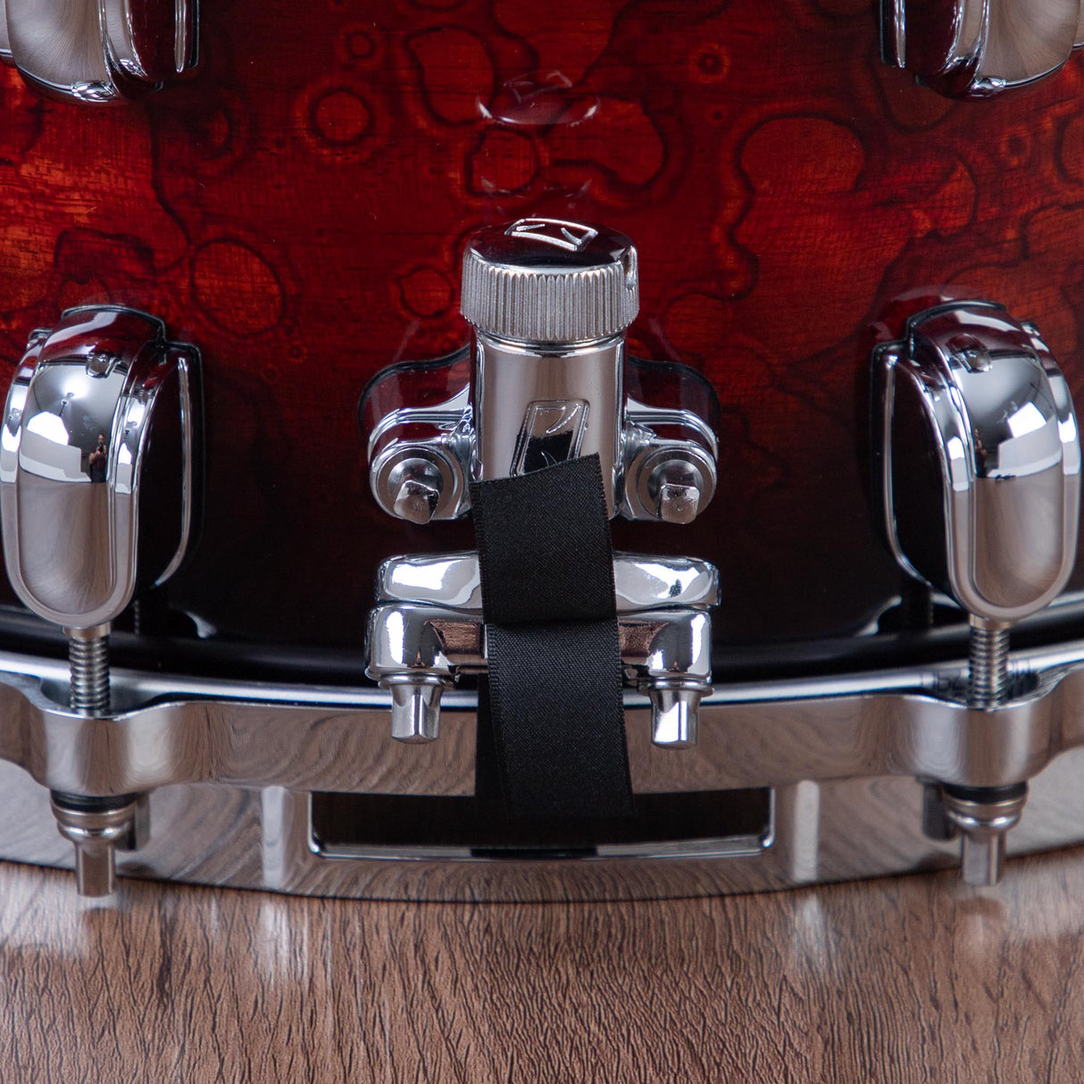 Tama 6.5 x 14-Inch Starclassic Bubinga Snare Drum - Volcanic Red Burst