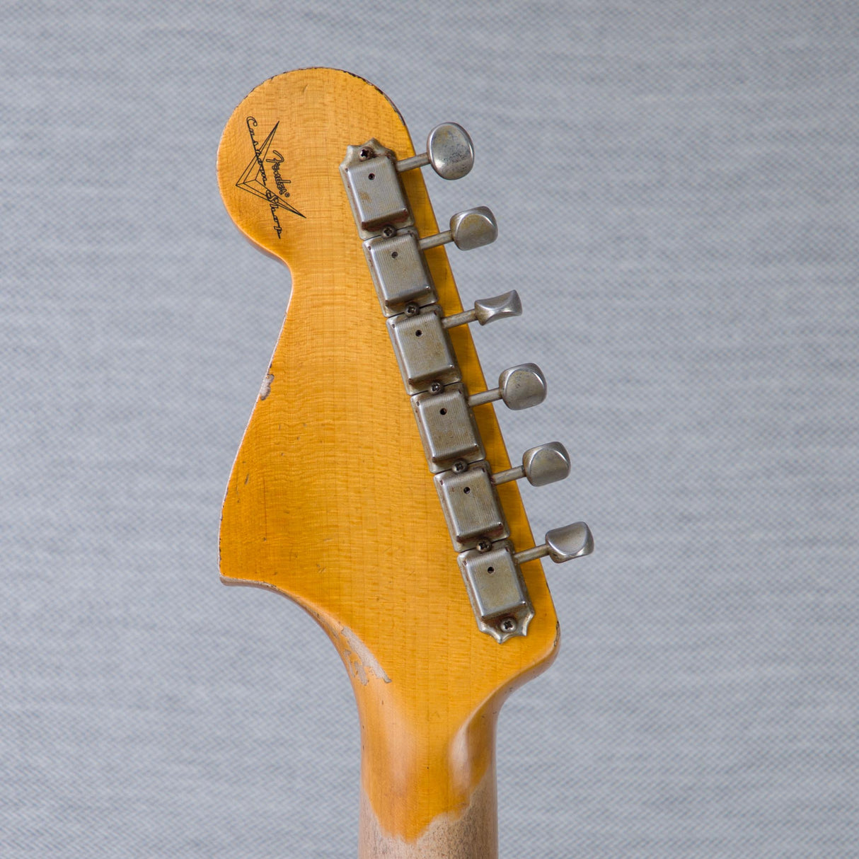 Fender Custom Shop Time Machine Series 1962 Bass VI Super Heavy Relic Electric Bass Guitar - Aged Dirty Shell Pink - #CZ590972