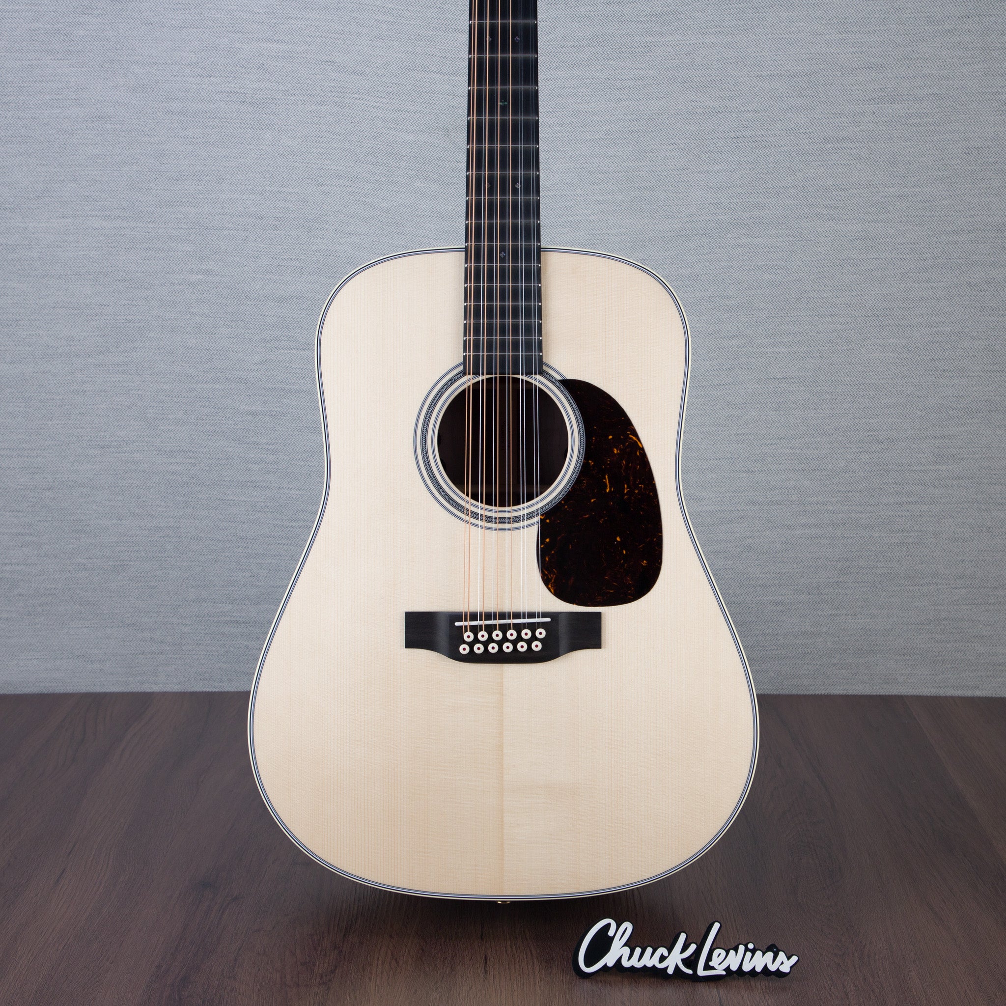 Martin Custom Shop D-28 Style Black Walnut/Italian Alpine Spruce
