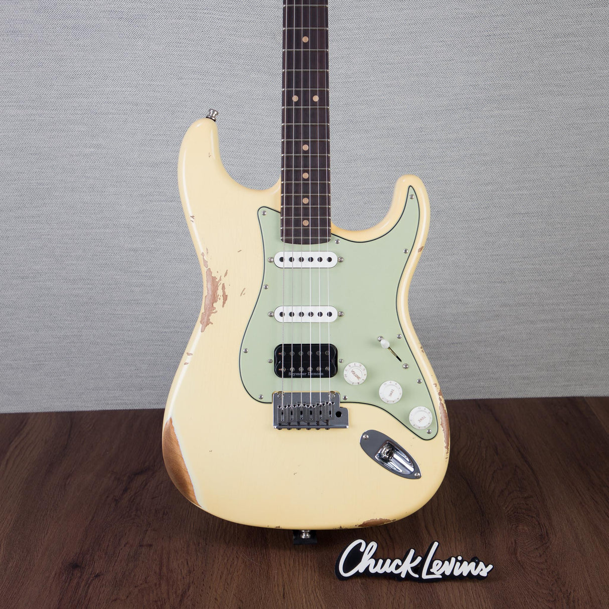 Fender Custom Shop Deluxe Stratocaster Electric Guitar Closet Classic - Vintage White - #R143612