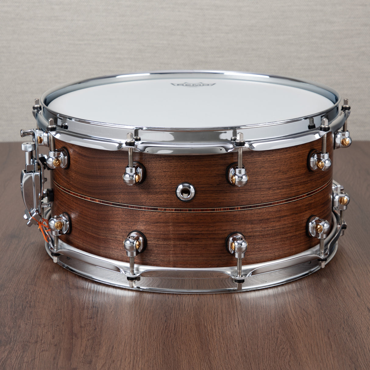 Pearl Music City 14x6.5-Inch Custom Walnut Snare Drum - Natural with Inlays